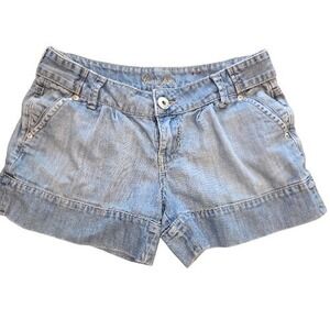 GUESS Women's Light Blue Jeans Shorts, Size 28, Vintage Pleated Denim 90s Y2K